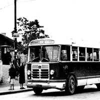 1960-е гг. Автобусная остановка в п. Горелое Тетюхе