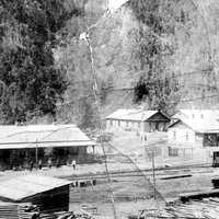 1911-1912 гг. Станция узкоколейной железной дороги на складе руды