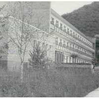 1980-е гг. Здание санатория-профилактория «Аралия» треста «Дальметаллургстрой»