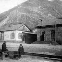 1930 г. Клуб имени В.И. Ленина, магазин «Горняк» на Складе руды