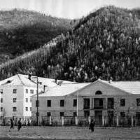 1961 г.  Проспект у школы №2