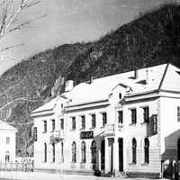 1960-е гг. Улица Комсомольская (сегодня проспект 50 лет Октября), ресторан «Север»